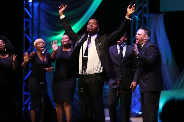 Donald Lawrence Performs At The Lamplighter Awards 2014