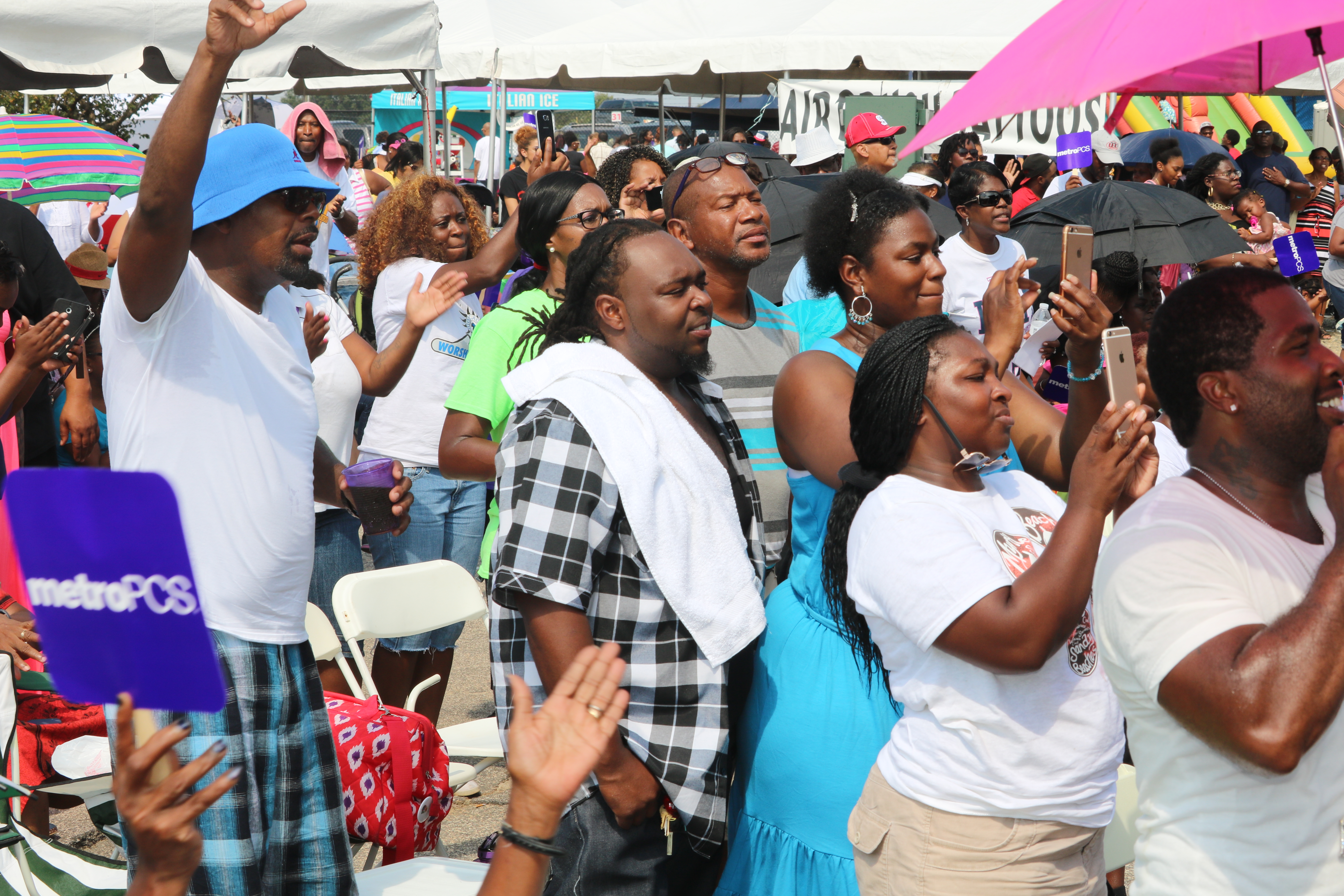 2016 Unity In The Community Day Crowd Pictures